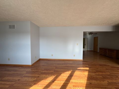 Tiny photo for 1200 26th Avenue N, Clinton, IA 52732 (MLS # 12554268)