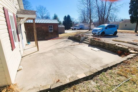 Tiny photo for 1106 Steinman Street, Dixon, IL 61021 (MLS # 12587535)