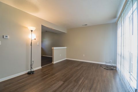 Tiny photo for 2908 W John Street #B, Champaign, IL 61821 (MLS # 12515587)
