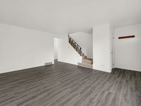 Tiny photo for 9457 Kenton Avenue #F, Skokie, IL 60076 (MLS # 12466700)