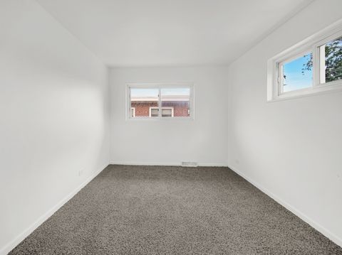 Tiny photo for 9457 Kenton Avenue #F, Skokie, IL 60076 (MLS # 12466700)