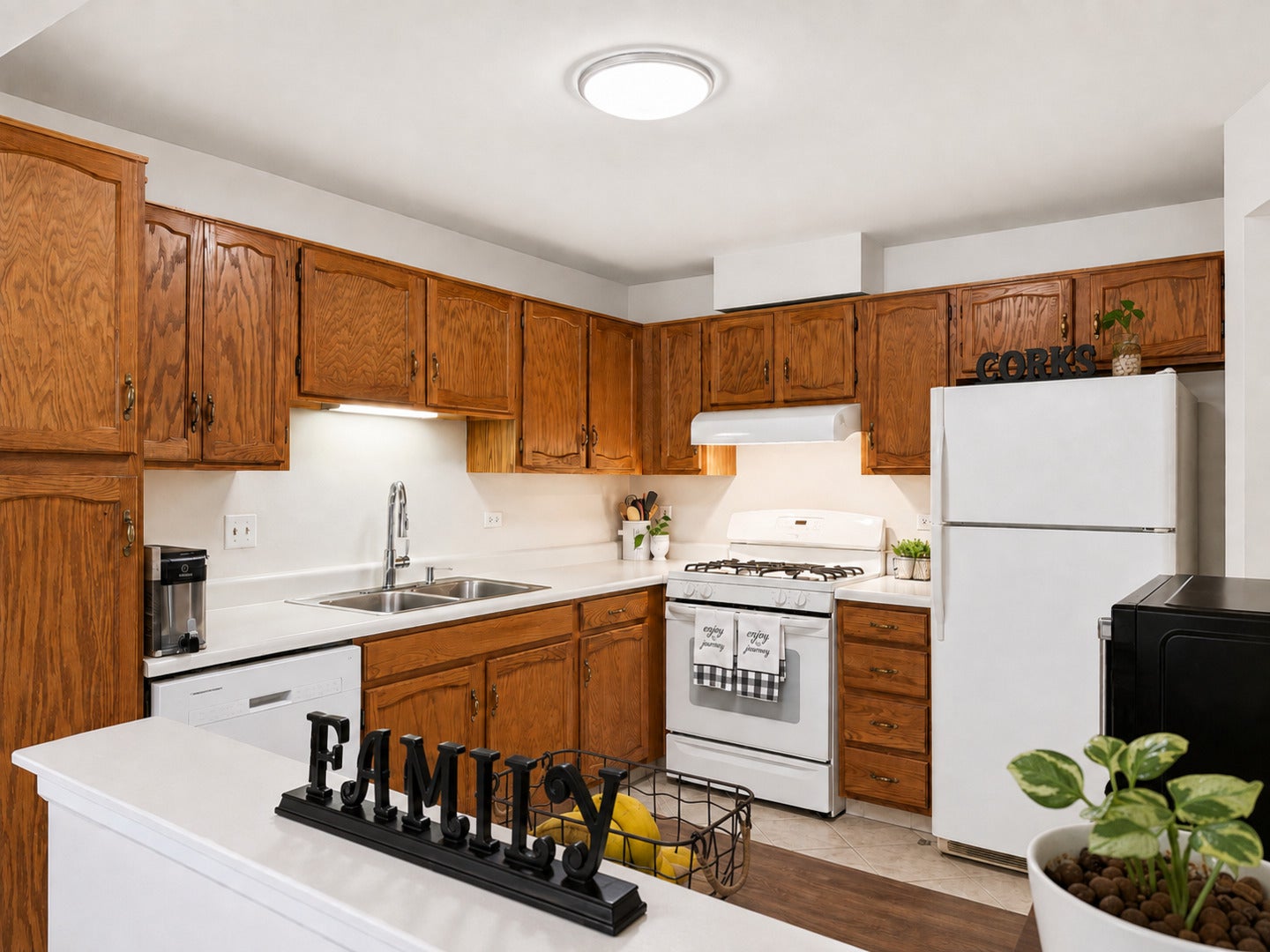 1404 Nottingham Court D1