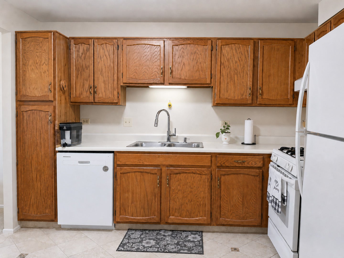 1404 Nottingham Court D1