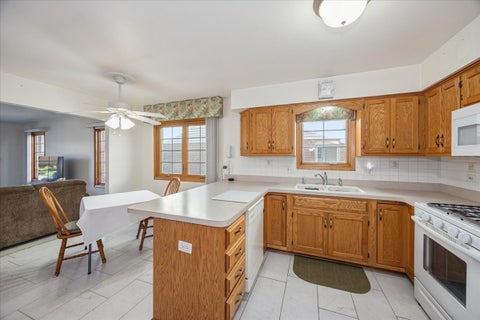 Tiny photo for 417 Somerset Lane, New Lenox, IL 60451 (MLS # 12768739)