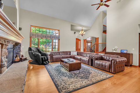 Tiny photo for 114 Riverview Court, Oswego, IL 60543 (MLS # 12486936)