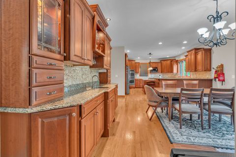 Tiny photo for 114 Riverview Court, Oswego, IL 60543 (MLS # 12486936)