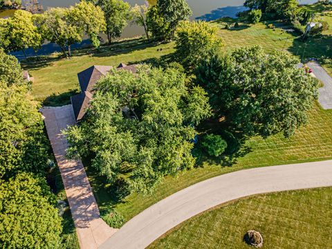 Tiny photo for 114 Riverview Court, Oswego, IL 60543 (MLS # 12486936)