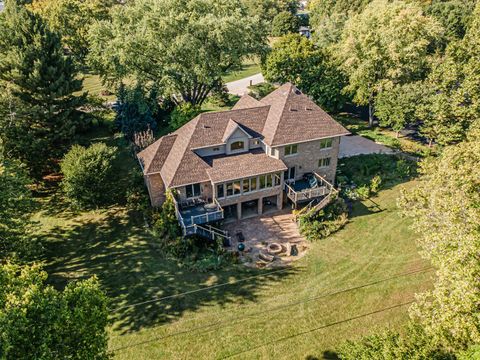 Tiny photo for 114 Riverview Court, Oswego, IL 60543 (MLS # 12486936)