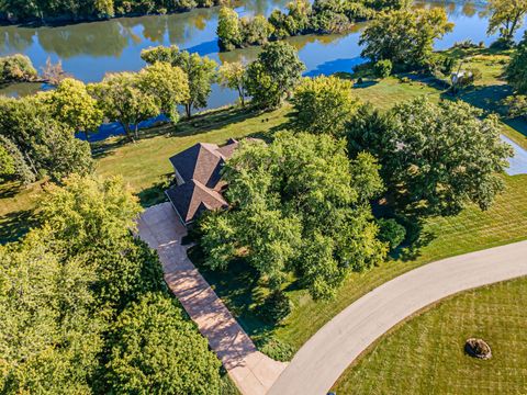 Tiny photo for 114 Riverview Court, Oswego, IL 60543 (MLS # 12486936)