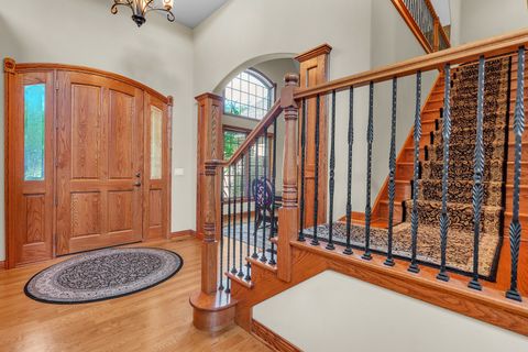 Tiny photo for 114 Riverview Court, Oswego, IL 60543 (MLS # 12486936)