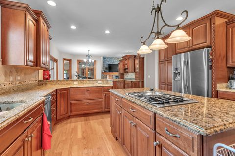 Tiny photo for 114 Riverview Court, Oswego, IL 60543 (MLS # 12486936)