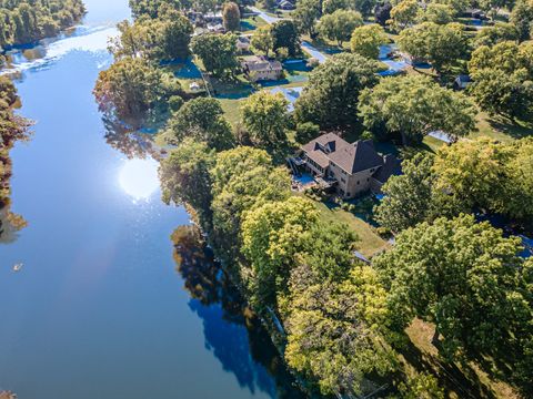 Tiny photo for 114 Riverview Court, Oswego, IL 60543 (MLS # 12486936)