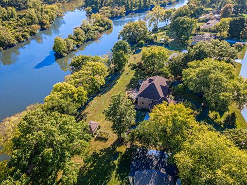 Tiny photo for 114 Riverview Court, Oswego, IL 60543 (MLS # 12486936)