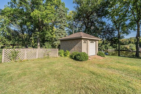 Tiny photo for 114 Riverview Court, Oswego, IL 60543 (MLS # 12486936)