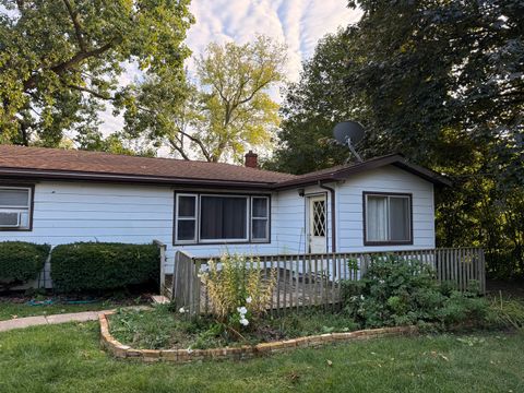 Photo of 3027 Argonne Drive, North Chicago, IL 60064 (MLS # 12475266)