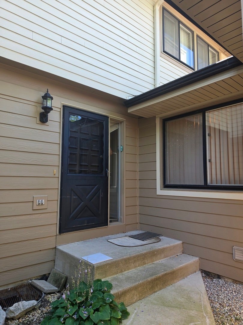 703 MALLARD Lane
