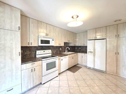 Tiny photo for 703 MALLARD Lane, Deerfield, IL 60015 (MLS # 12709679)