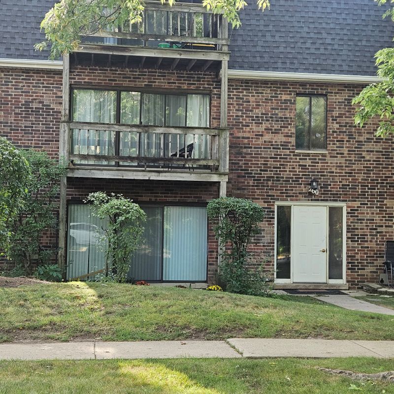 Vernon Hills, Illinois 60061, United States, 2 Bedrooms Bedrooms, ,1 BathroomBathrooms,Residential,Active,210120