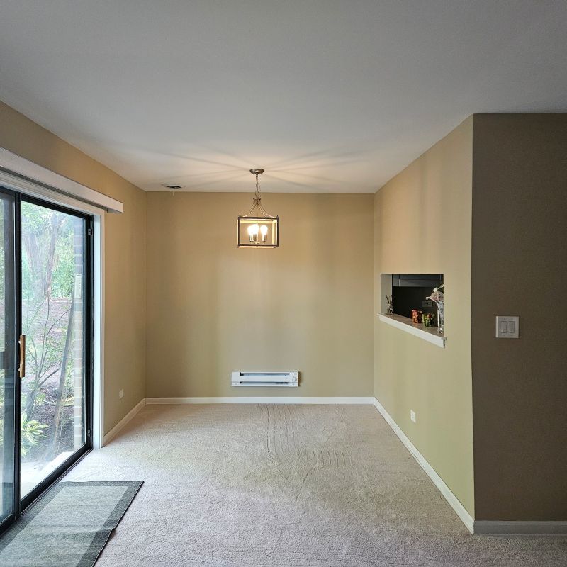 Vernon Hills, Illinois 60061, United States, 2 Bedrooms Bedrooms, ,1 BathroomBathrooms,Residential,Active,210120