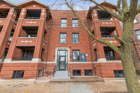 5040 S Saint Lawrence Avenue 2S Chicago IL 60615