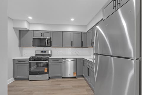 Tiny photo for 1219 E Washington Street #A201, Des Plaines, IL 60016 (MLS # 12718257)
