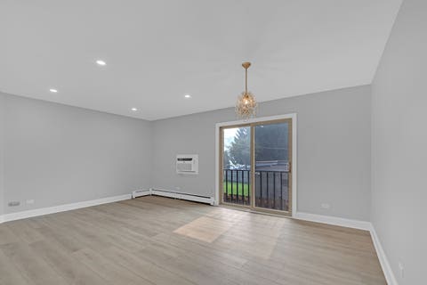 Tiny photo for 1219 E Washington Street #A201, Des Plaines, IL 60016 (MLS # 12718257)