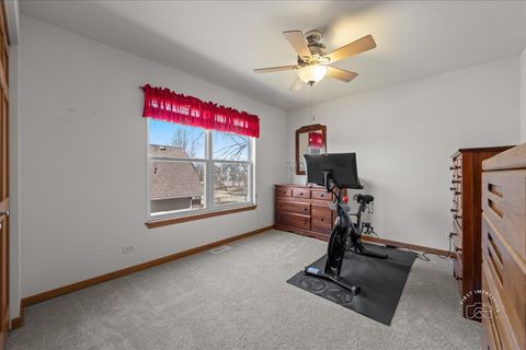 Tiny photo for 2518 Imgrund Road, North Aurora, IL 60542 (MLS # 12569623)