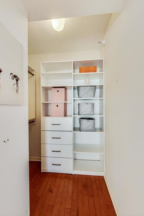 Tiny photo for 1720 Maple Avenue #2740, Evanston, IL 60201 (MLS # 12571166)