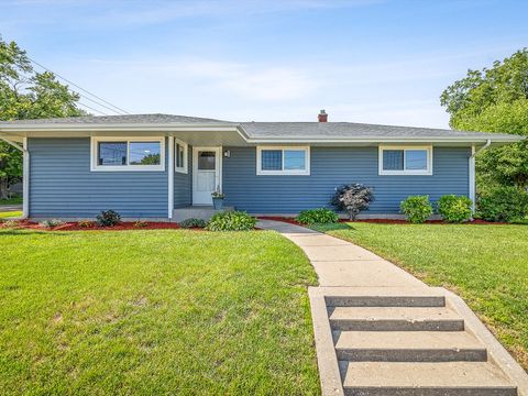 Photo of 7922 Elm Avenue, Machesney Park, IL 61115 (MLS # 12685032)
