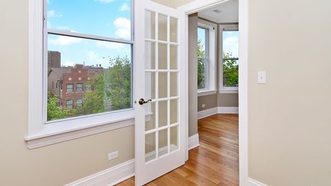 Tiny photo for 4918 S Saint Lawrence Avenue #3, Chicago, IL 60615 (MLS # 12524775)