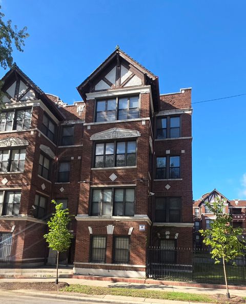 Tiny photo for 5742 S King Drive #3, Chicago, IL 60637 (MLS # 12507587)