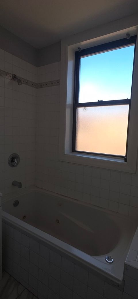 Tiny photo for 5742 S King Drive #3, Chicago, IL 60637 (MLS # 12507587)