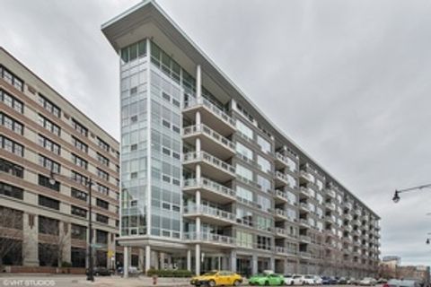 845 N KINGSBURY Street 605 Chicago IL 60610