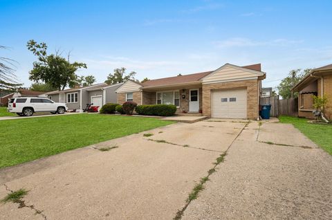 Tiny photo for 251 W 10th Street, Chicago Heights, IL 60411 (MLS # 12416490)