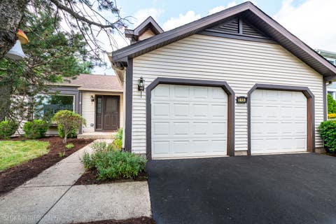 Tiny photo for 1152 Pinetree Lane, Bartlett, IL 60103 (MLS # 12713125)
