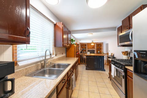 Tiny photo for 1152 Pinetree Lane, Bartlett, IL 60103 (MLS # 12713125)