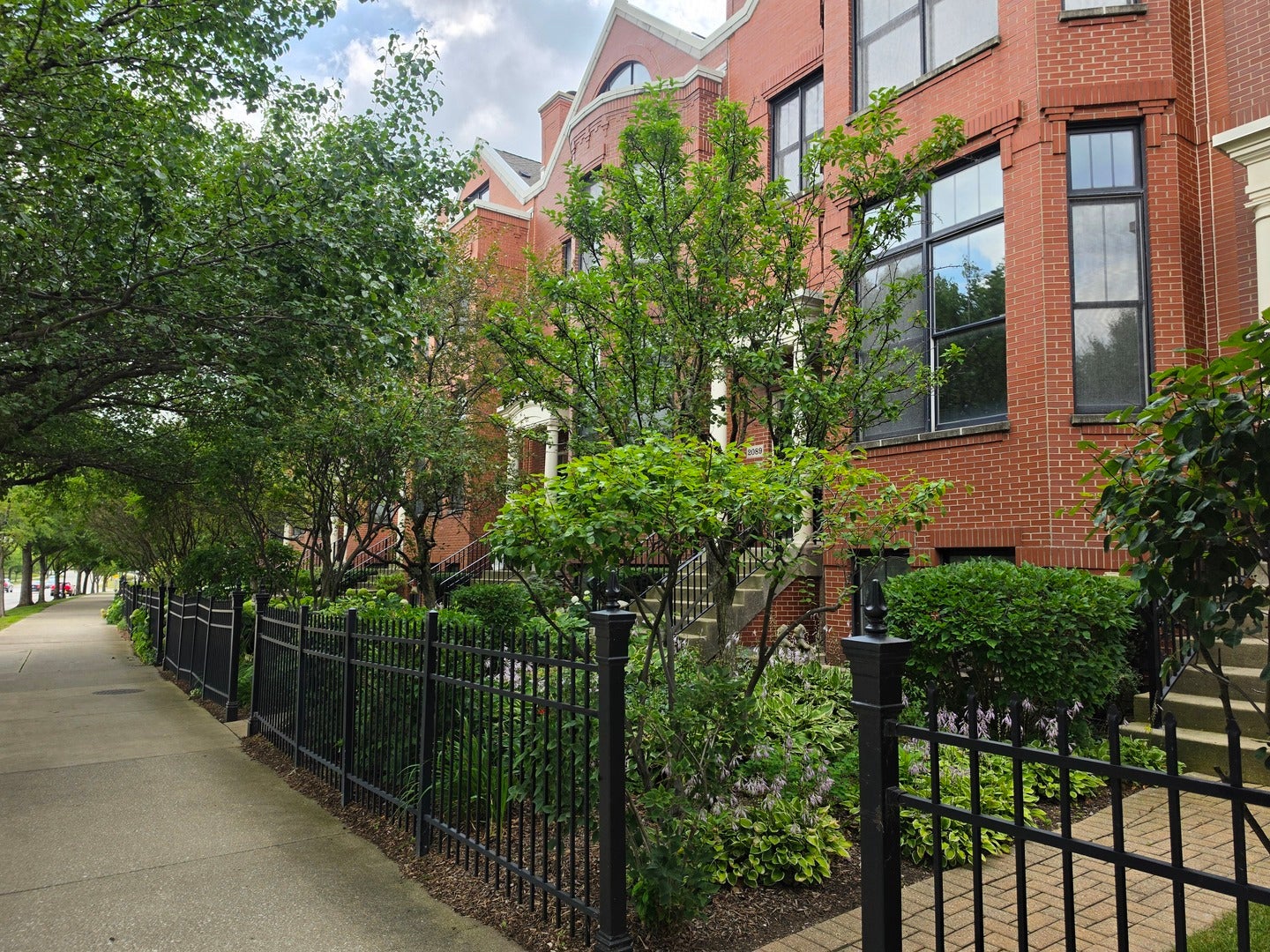2085 Valor Court