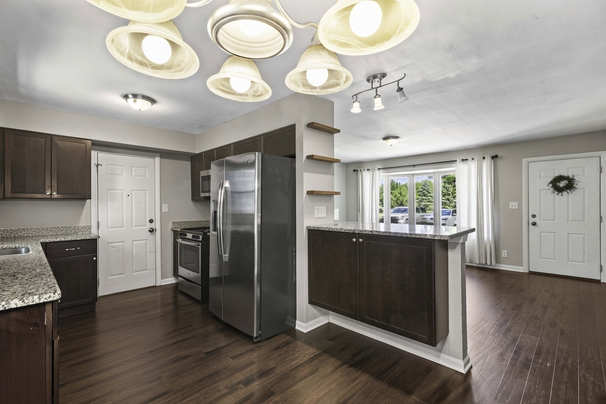 3906 W Theodore Street
