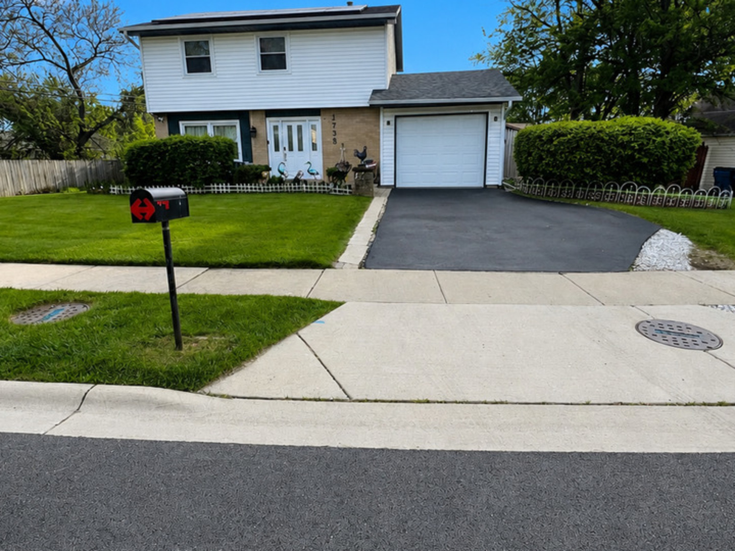 Properties 1 1738 Newport Street