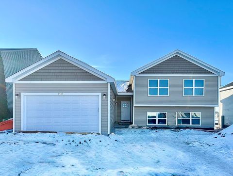 Photo of 1412 Sage Lane, Harvard, IL 60033 (MLS # 12488620)