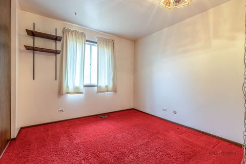 Tiny photo for 105 Asheville Court, Vernon Hills, IL 60061 (MLS # 12572160)