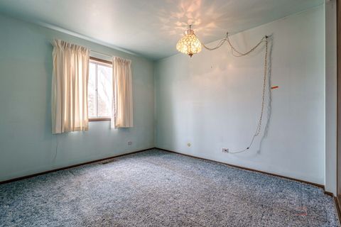 Tiny photo for 105 Asheville Court, Vernon Hills, IL 60061 (MLS # 12572160)