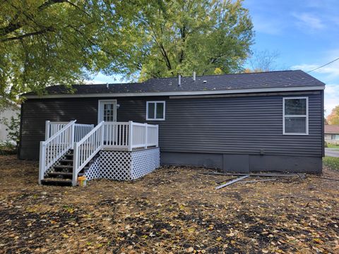 Tiny photo for 1718 Knoll Avenue, McHenry, IL 60050 (MLS # 12511648)