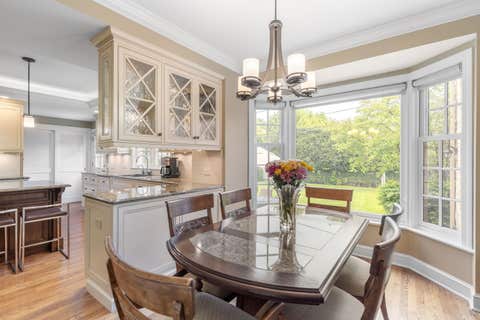 Tiny photo for 6657 N Le Mai Avenue, Lincolnwood, IL 60712 (MLS # 12627628)