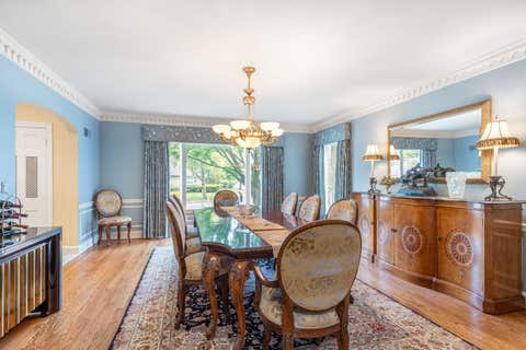 Tiny photo for 6657 N Le Mai Avenue, Lincolnwood, IL 60712 (MLS # 12627628)
