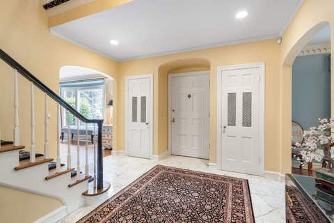 Tiny photo for 6657 N Le Mai Avenue, Lincolnwood, IL 60712 (MLS # 12627628)