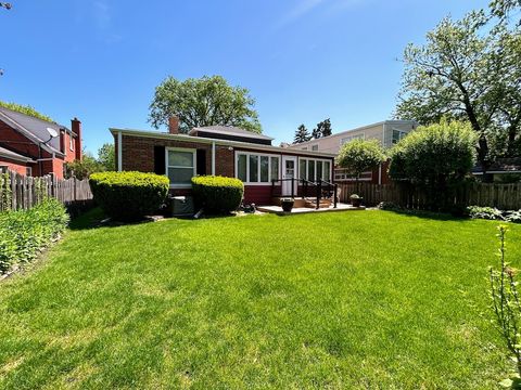 A home in Park Ridge