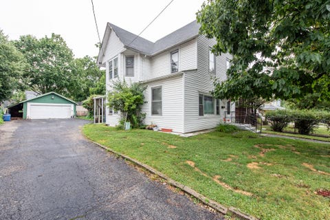 Photo of 224 S Lincoln Avenue, Waukegan, IL 60085 (MLS # 12719151)