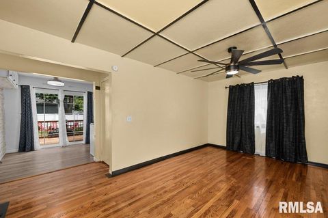 Tiny photo for 1203 N THORNWOOD Avenue, Davenport, IA 52804 (MLS # QC4268062)