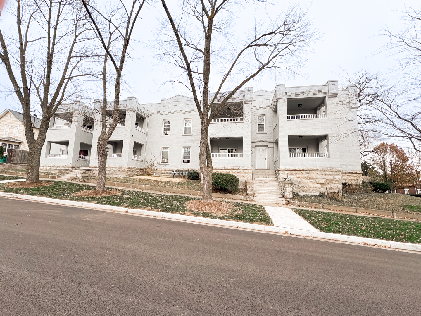 303-307 Stone Street